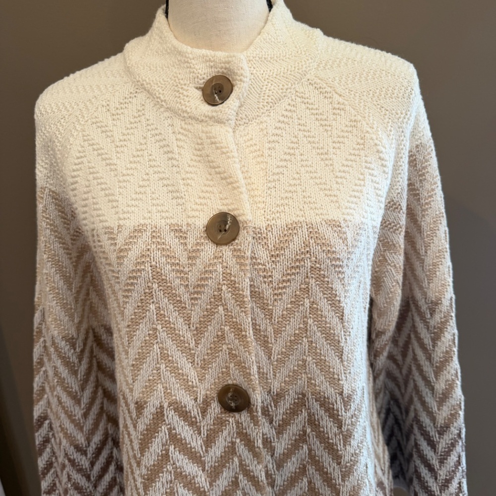 JM Collection Cream & Brown Chevron Pattern Cardigan, Long Sleeve, Size Medium - Picture 2 of 11